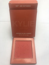 Load image into Gallery viewer, 2019 hot new KYLIE matte lipstick + lip pencil